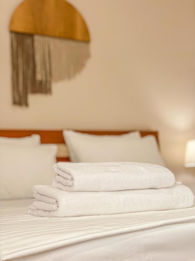Aljur Hotel Himare Exterior photo