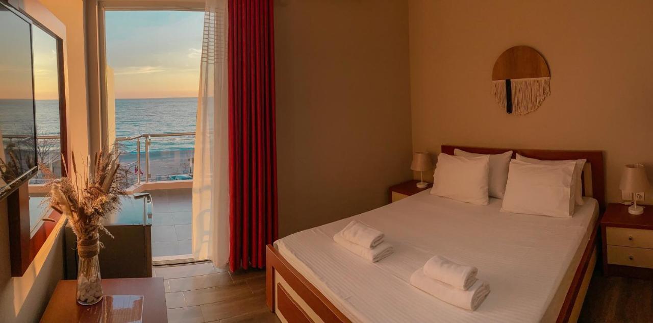 Aljur Hotel Himare Exterior photo