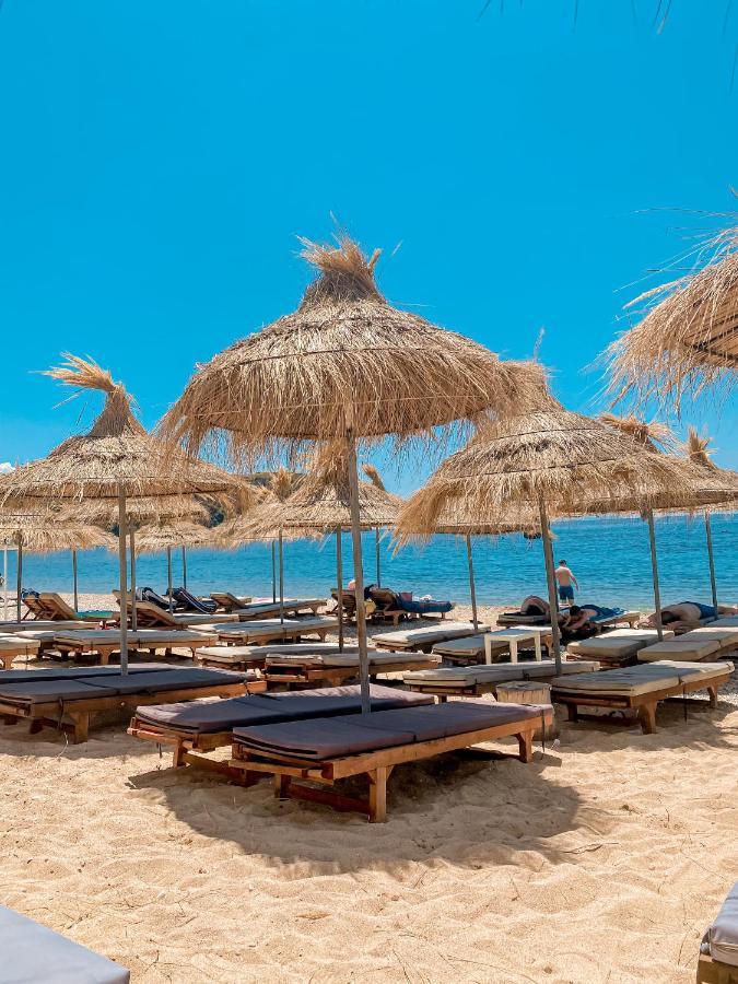 Aljur Hotel Himare Exterior photo